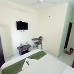 Green Tree Hotel-Near Vfs Global And Ramee Mall